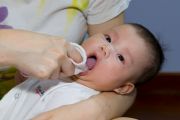 Correct Ways to Clean Baby’s Tongue